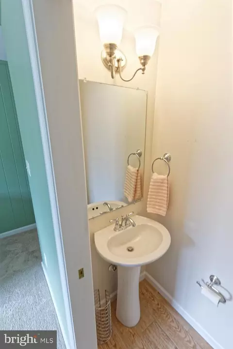 Bath - 603 Laurel Ct, Bethany Beach, DE 19930 photo 6 of 7