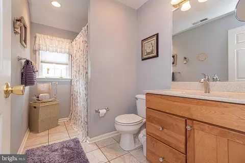 Bath - 19 Windward Way, Dagsboro, DE 19939 photo 2 of 10