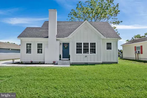44 N Main St, Selbyville, DE 19975