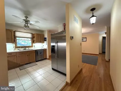 Entry Way - 30844 River Rd, Laurel, DE 19956 photo 2 of 16