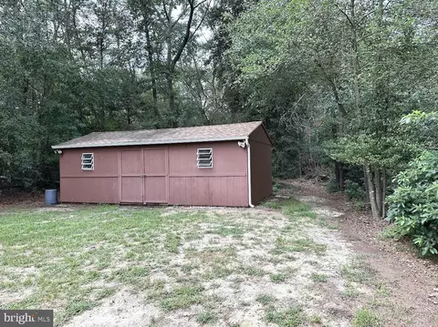 Exterior - 30844 River Rd, Laurel, DE 19956 photo 9 of 31