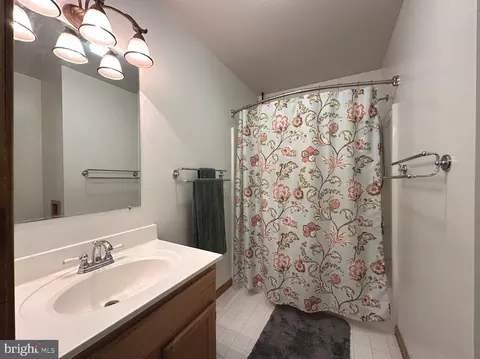 Bath - 30844 River Rd, Laurel, DE 19956 photo 1 of 9