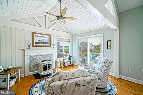 Living - 38787 Apple Ct, Ocean View, DE 19970 photo 1 of 7