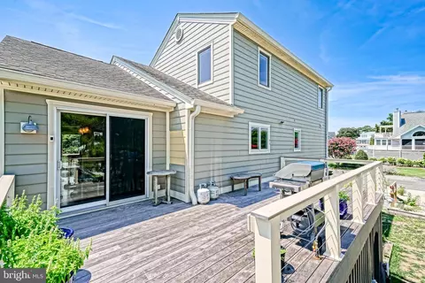 Exterior - 38787 Apple Ct, Ocean View, DE 19970 photo 11 of 19