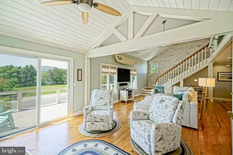 Living - 38787 Apple Ct, Ocean View, DE 19970 photo 2 of 7