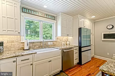 Kitchen - 38787 Apple Ct, Ocean View, DE 19970 photo 5 of 7