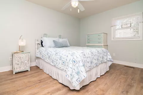 Bedroom - 30035 Arrowhead Dr, Ocean View, DE 19970 photo 2 of 5
