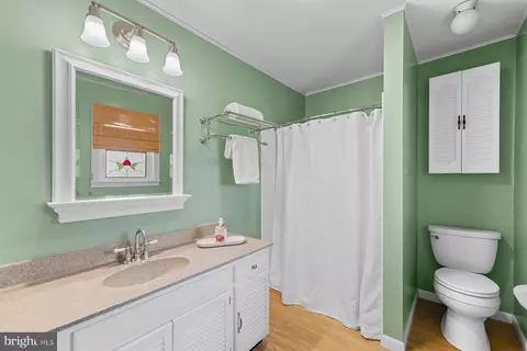 Bath - 776 Hickman Dr, Ocean View, DE 19970 photo 1 of 3