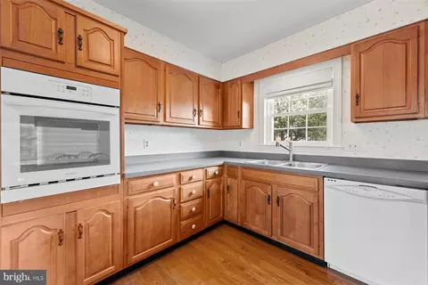 Kitchen - 776 Hickman Dr, Ocean View, DE 19970 photo 2 of 3
