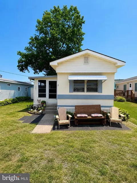 39041 Spicer Ln, Fenwick Island, DE 19944