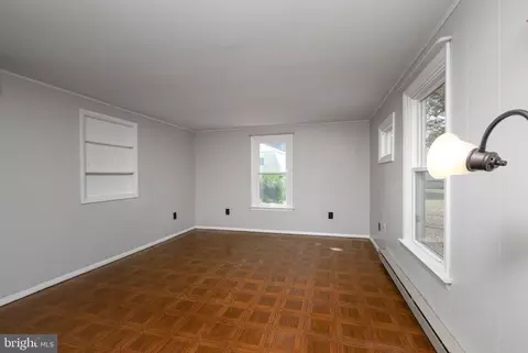 Living - 25316 E 2nd St, Seaford, DE 19973 photo 5 of 5