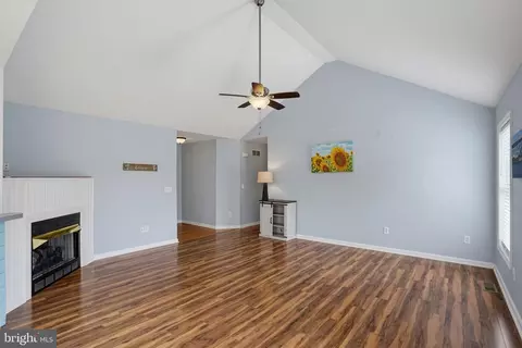 Living - 106 Falls Rd, Milton, DE 19968 photo 2 of 3