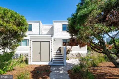 Exterior - 39 Pilot Pt, Lewes, DE 19958 photo 5 of 6