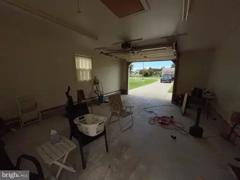 Entry Way - 28 Circle Dr W, Milton, DE 19968 photo 1 of 1