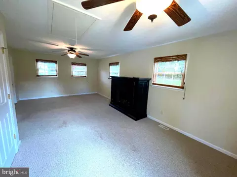 Living - 28 Circle Dr W, Milton, DE 19968 photo 7 of 10