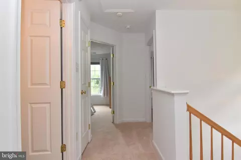 Entry Way - 12 Calvert St, Ocean View, DE 19970 photo 2 of 4