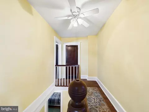 Entry Way - 599 E Market St, Georgetown, DE 19947 photo 3 of 4