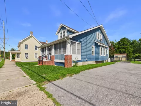 Exterior - 599 E Market St, Georgetown, DE 19947 photo 5 of 11