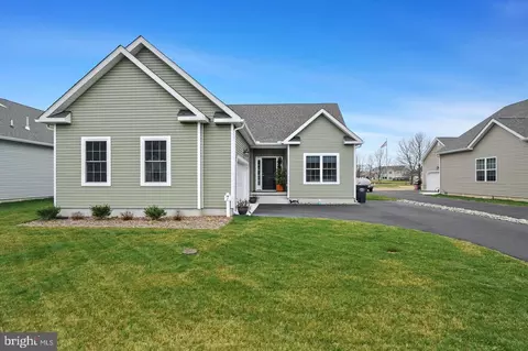 7 Backwater Ct, Milford, DE 19963