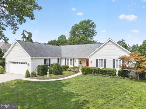 Exterior - 212 Ocean View Blvd, Lewes, DE 19958 photo 7 of 14