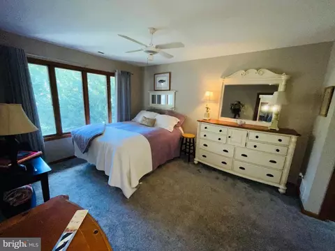 Bedroom - 31057 Edgewater Dr, Lewes, DE 19958 photo 18 of 33