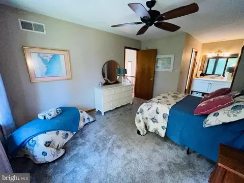 Bedroom - 31057 Edgewater Dr, Lewes, DE 19958 photo 14 of 33