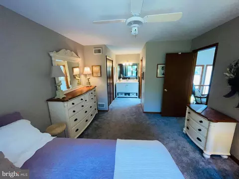 Bedroom - 31057 Edgewater Dr, Lewes, DE 19958 photo 32 of 33