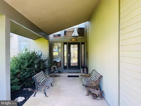 Exterior - 31057 Edgewater Dr, Lewes, DE 19958 photo 4 of 23