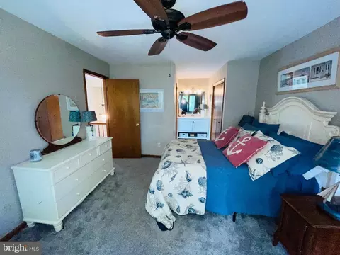 Bedroom - 31057 Edgewater Dr, Lewes, DE 19958 photo 15 of 33