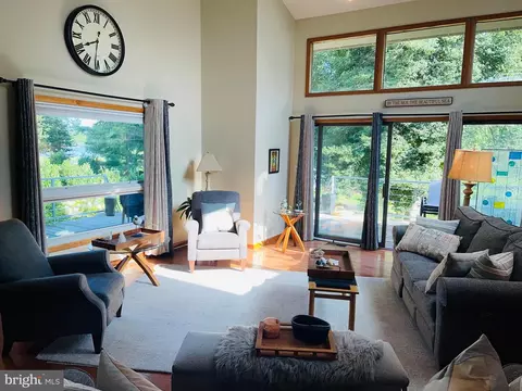 Living - 31057 Edgewater Dr, Lewes, DE 19958 photo 2 of 8