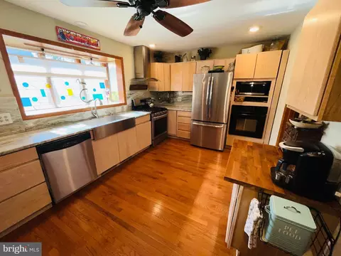 Kitchen - 31057 Edgewater Dr, Lewes, DE 19958 photo 4 of 8