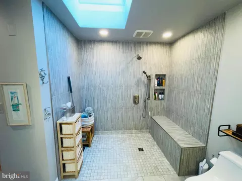 Bath - 31057 Edgewater Dr, Lewes, DE 19958 photo 8 of 18