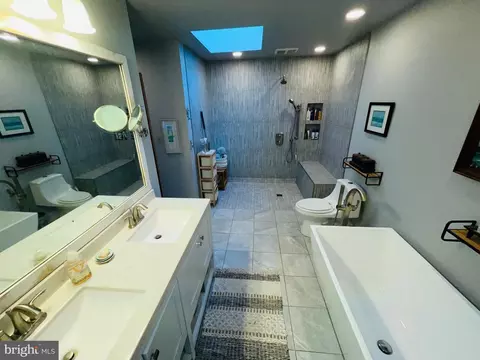 Bath - 31057 Edgewater Dr, Lewes, DE 19958 photo 2 of 18