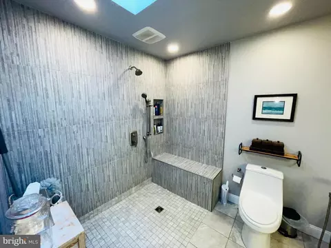 Bath - 31057 Edgewater Dr, Lewes, DE 19958 photo 10 of 18