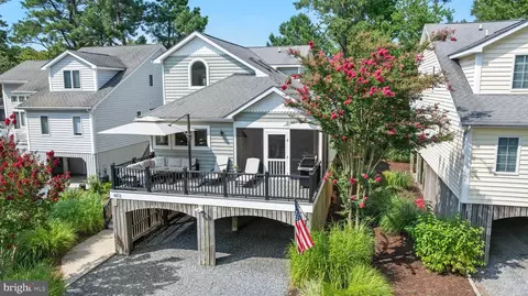 Exterior - 603 3rd St, Bethany Beach, DE 19930 photo 10 of 10