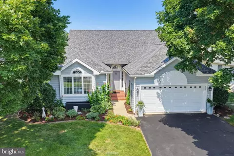 Exterior - 128 Lakeside Dr, Lewes, DE 19958 photo 1 of 11