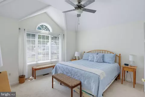 Bedroom - 128 Lakeside Dr, Lewes, DE 19958 photo 1 of 8