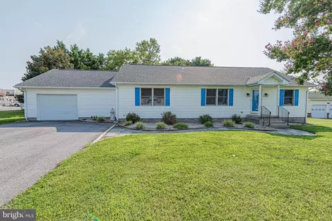 38095 Sandy Cove Rd, Ocean View, DE 19970