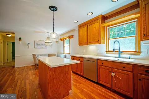 Kitchen - 101 Oak Ln, Milton, DE 19968 photo 3 of 4