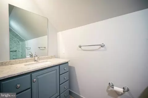 Bath - 101 Oak Ln, Milton, DE 19968 photo 2 of 2