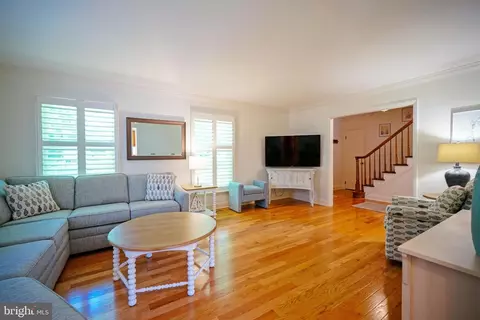 Living - 101 Oak Ln, Milton, DE 19968 photo 1 of 2