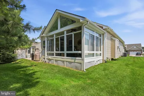 Exterior - 33596 Herring View Dr, Lewes, DE 19958 photo 7 of 12