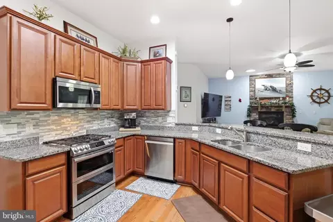 Kitchen - 33596 Herring View Dr, Lewes, DE 19958 photo 1 of 3
