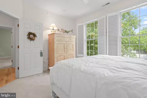 Bedroom - 116 Willow Oak Ave # B, Ocean View, DE 19970 photo 4 of 7
