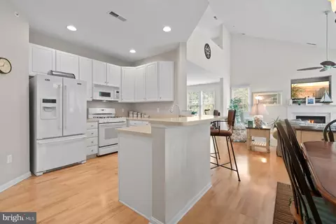 Kitchen - 116 Willow Oak Ave # B, Ocean View, DE 19970 photo 1 of 4