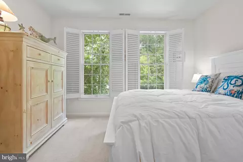 Bedroom - 116 Willow Oak Ave # B, Ocean View, DE 19970 photo 3 of 7