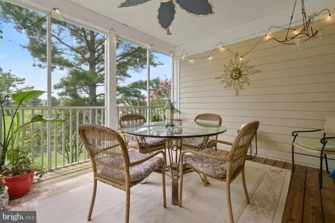Exterior - 116 Willow Oak Ave # B, Ocean View, DE 19970 photo 1 of 23