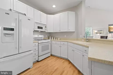 Kitchen - 116 Willow Oak Ave # B, Ocean View, DE 19970 photo 4 of 4