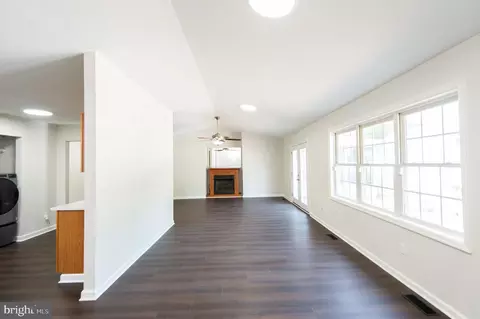 Living - 103 Governors Ave, Laurel, DE 19956 photo 1 of 6