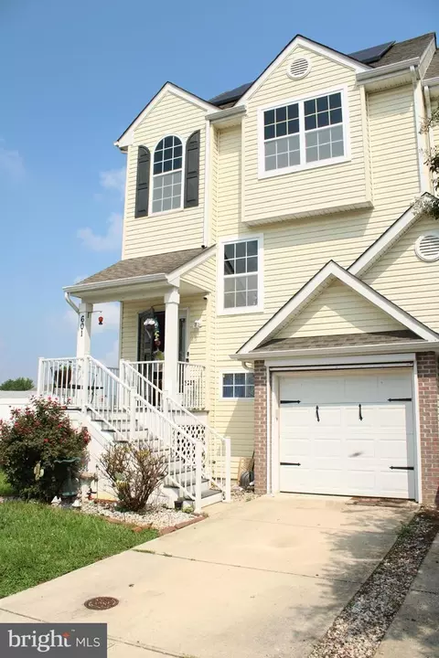 601 Rosemary Dr, Seaford, DE 19973